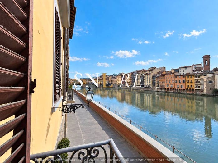 Appartamento con 6 locali in vendita in Ponte Vecchio, Piazza della Repubblica, Firenze