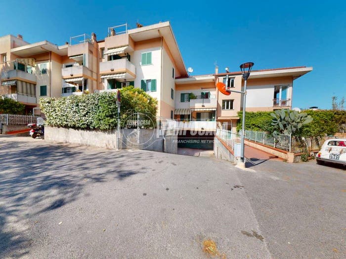 Appartamento bilocale in vendita in Strada rusineo, San Fedele Lusignano, Albenga