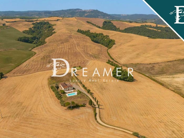 Casa con 6 locali in vendita in Via Romana, Torrenieri, Montalcino