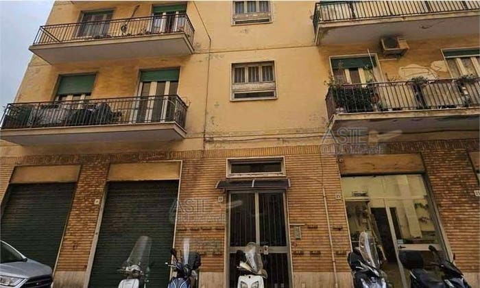 Appartamento con 5 locali in vendita in Largo del Mercato Ortofrutticolo Livorno LI Italia, Zola Galilei, Livorno