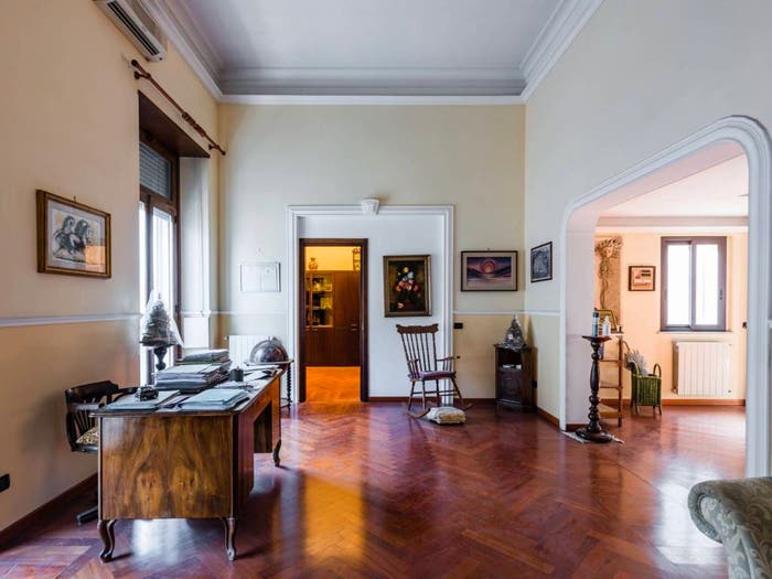 Appartamento con 6 locali in vendita in Via Nicola Coviello, Province Veneto, Catania