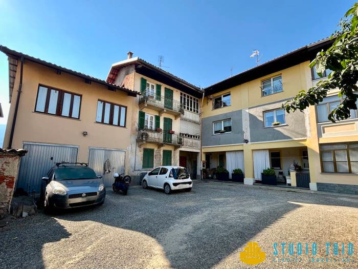 Appartamento con 6 locali in vendita in Strada Cimitero del Barazzetto, Vandorno Piazzo Cossila, Biella
