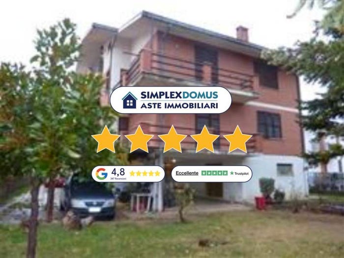 Appartamento con 6 locali in vendita in Via Santa Brigida, Centro, Orsogna