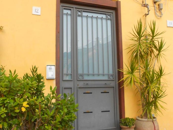 Appartamento con 5 locali in vendita in Largo Tarsia, Monte Santo, Napoli