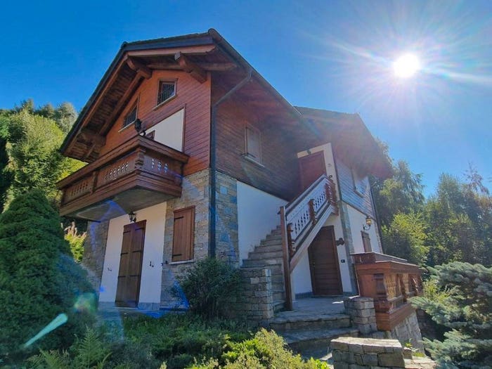 Casa con 6 locali in vendita in Via Clef, Aprica