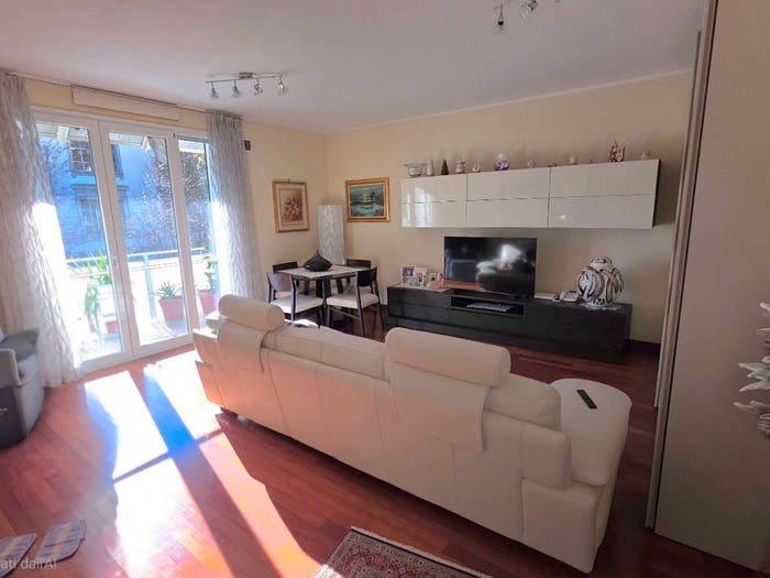 Appartamento quadrilocale in vendita in Via Piave, Centro, Albenga