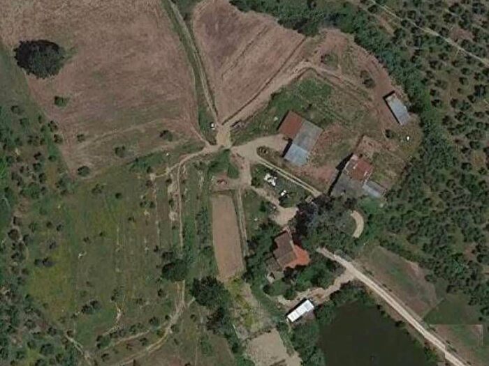 Casa con 6 locali in vendita in Quarrata