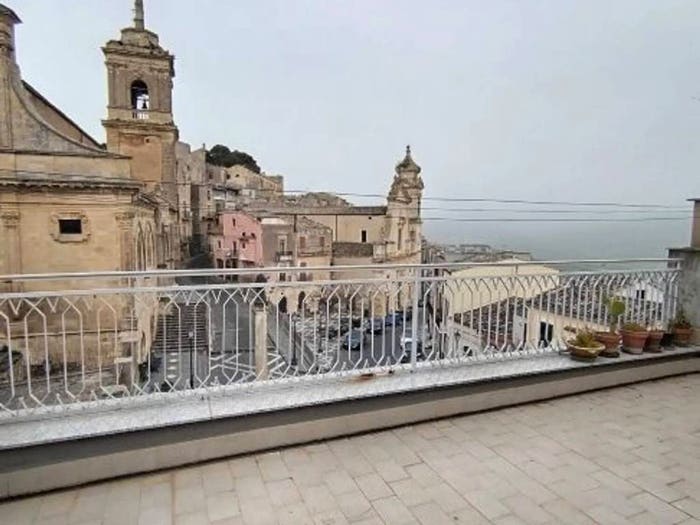 Appartamento con 5 locali in vendita in Via Delle Grazie No Number, Vizzini