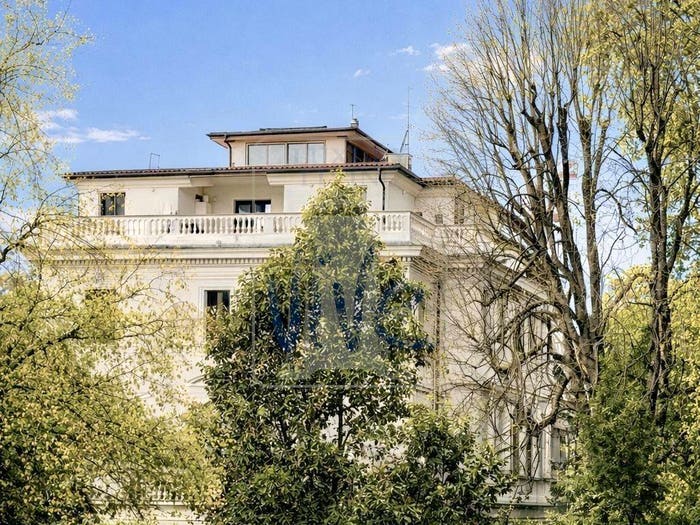 Appartamento con 6 locali in vendita in Via Ariosto, Vercelli Wagner, Milano