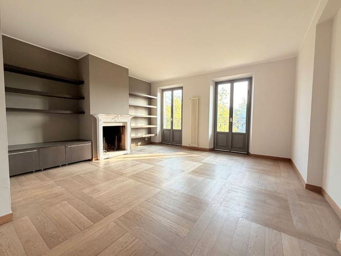 Appartamento con 6 locali in affitto in Corso di Porta Ticinese, Ticinese, Milano