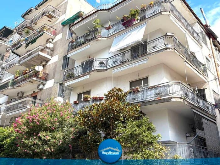 Appartamento quadrilocale in vendita in Via Vincenzo Ferrara, Centro, Casoria