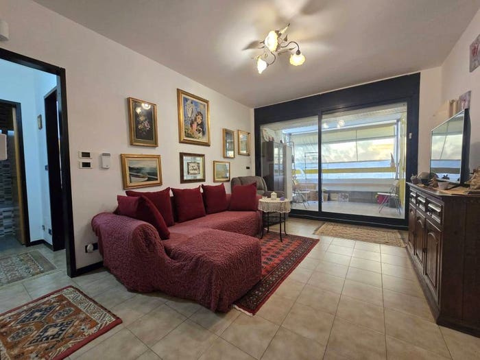 Appartamento bilocale in vendita in Via Emilio Salgari, Pegli, Genova