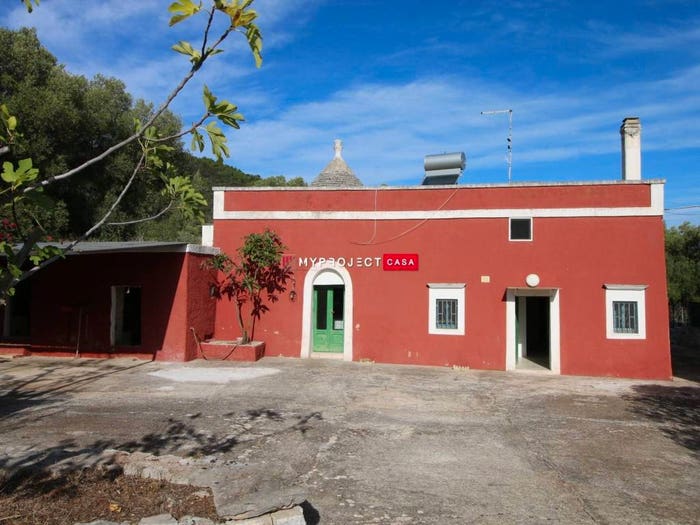Casa trilocale in vendita in Via Del Bosco, Pezze di Greco Pozzo Faceto Montalbano, Fasano