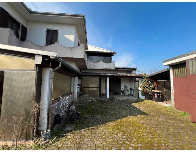 Casa quadrilocale in vendita in Corso Risorgimento Novara NO Italia, Vignale, Novara