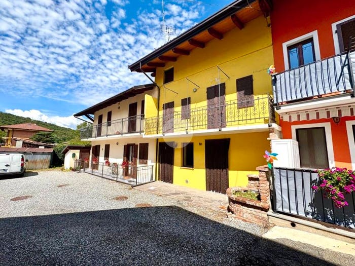 Casa quadrilocale in vendita in Via Reano, Centro, Buttigliera Alta