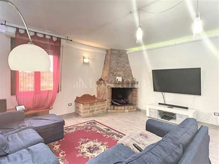 Casa quadrilocale in vendita in Strada Vicinale BaddelongaRusseglia, Buddi Buddi, Sassari