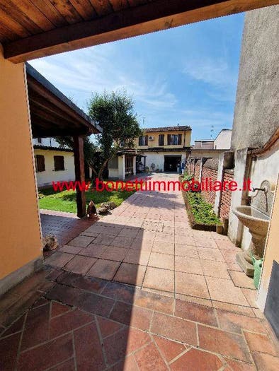 Casa con 6 locali in vendita in Offanengo