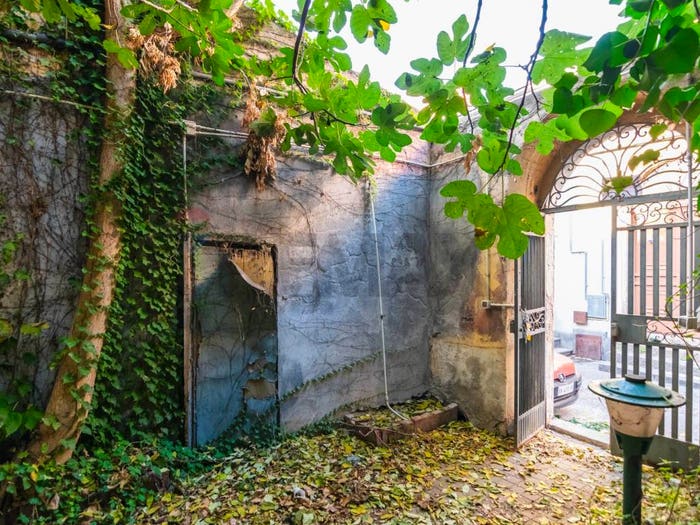 Casa con 5 locali in vendita in Biancavilla