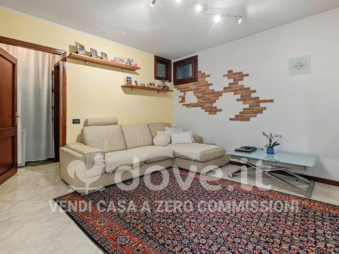 Appartamento trilocale in vendita in Via Sant'Antonino, Albate Muggiò, Como