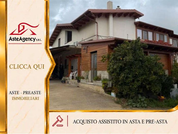 Appartamento con 5 locali in vendita in Strada delle Vigne, Collecorvino