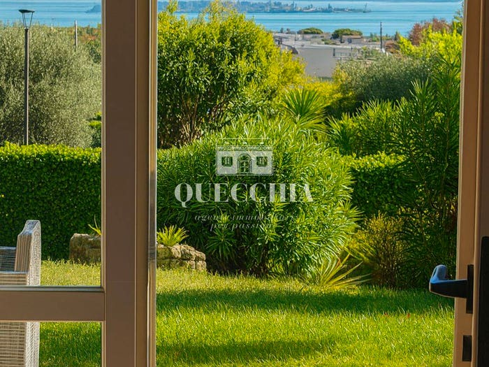 Appartamento con 6 locali in vendita in Via Giovanni Metelli, Padenghe sul Garda
