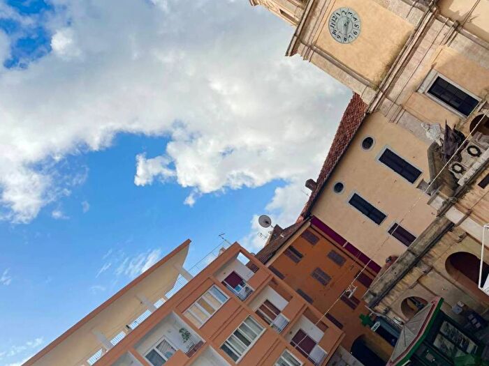 Appartamento con 6 locali in vendita in Piazza Eroe dei Due Mondi, Centro, Orbetello