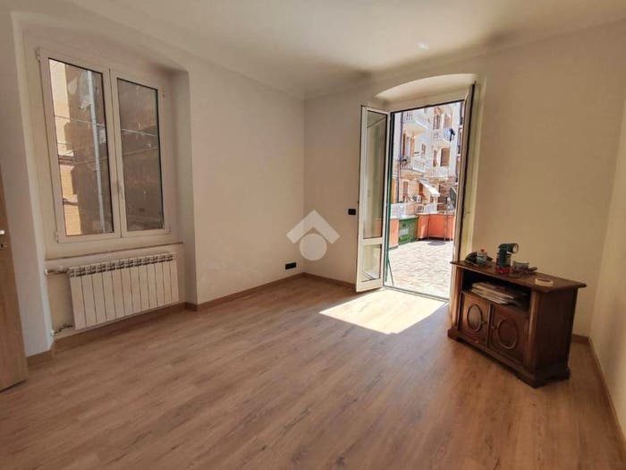 Appartamento trilocale in vendita in Via ramiro ginocchio, Sestri Ponente, Genova
