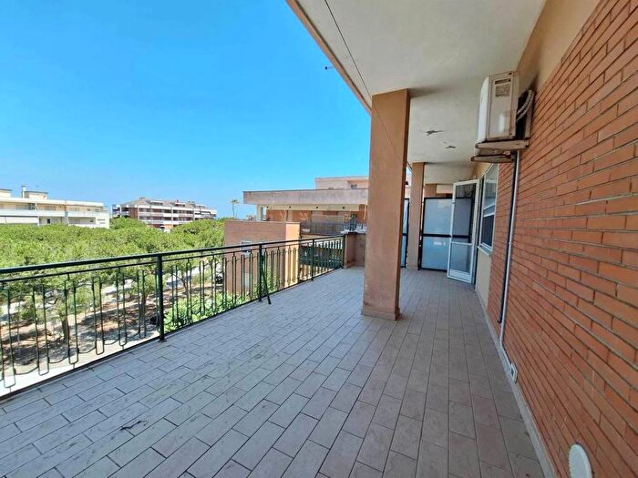 Appartamento quadrilocale in vendita in Lido Di Fermo, Fermo