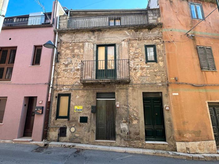 Casa con 6 locali in vendita in Via Regina Margherita, Centro, Castellana Sicula
