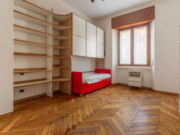 Appartamento trilocale in vendita in Corso Lodi, Corvetto, Milano