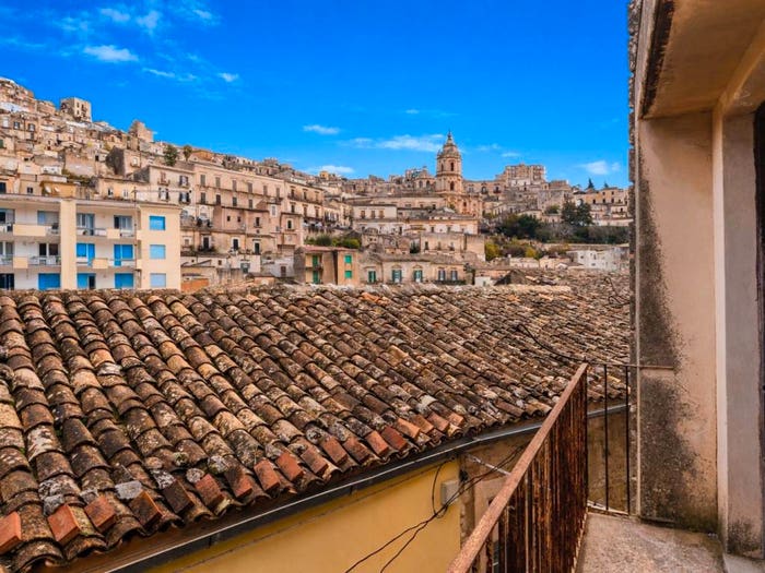Casa quadrilocale in vendita in Via Galfo, Modica Bassa, Modica