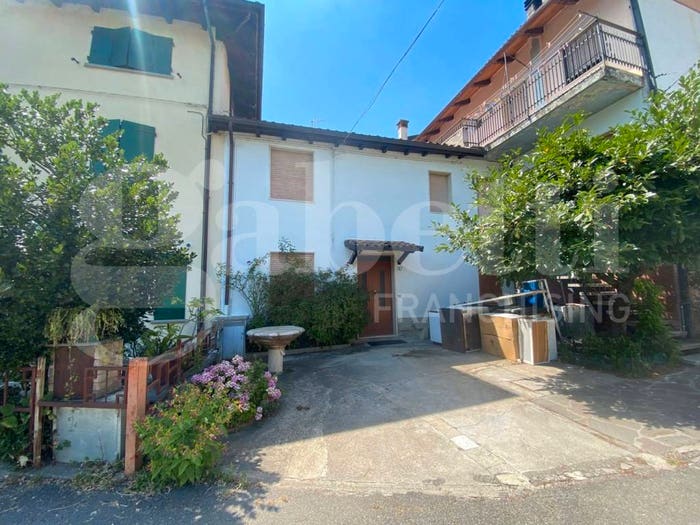 Casa quadrilocale in vendita in Localita' Lodio, Castel di Casio