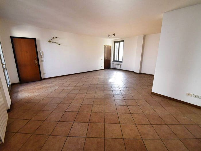 Appartamento trilocale in vendita in Via Trieste, Centro, Briosco