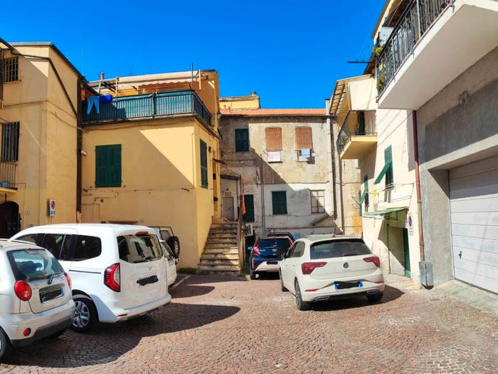 Appartamento monolocale in vendita in Piazza dell'Olmo, Oneglia, Imperia