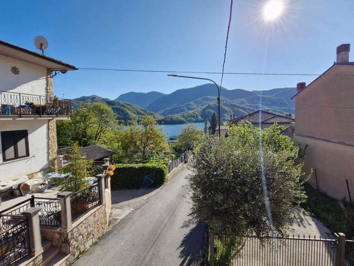Appartamento trilocale in vendita in Via Vincenzo Silvi, Borgo San Pietro, Petrella Salto