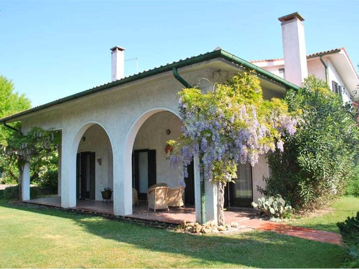 Casa con 5 locali in vendita in Centro, Montegrotto Terme