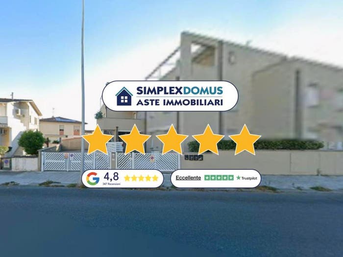 Appartamento trilocale in vendita in Via Ferrucci, Marina di Cecina, Cecina