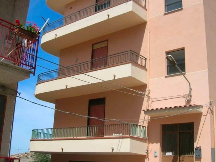Appartamento con 5 locali in vendita in Via Carini No Number, Montelepre