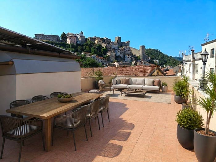 Appartamento quadrilocale in vendita in Via Civita Farnese, Centro, Itri