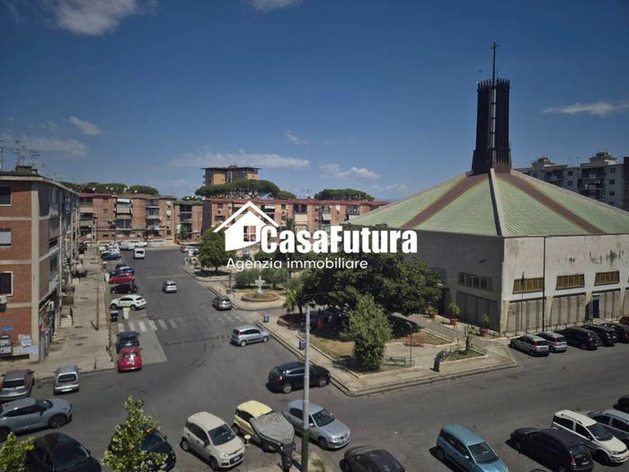 Appartamento bilocale in vendita in Piazza della Libertà, Scampia, Napoli