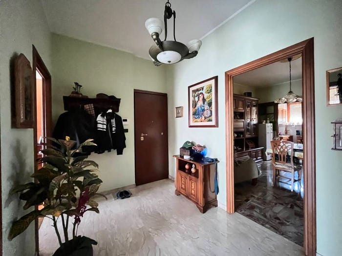 Appartamento trilocale in vendita in Via Novalesa, Leumann, Collegno