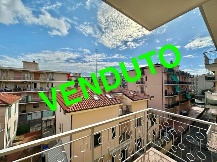 Appartamento bilocale in vendita in Via Aurelia, Centro, Ceriale