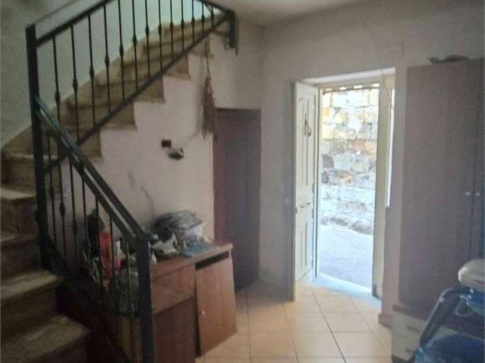 Appartamento con 5 locali in vendita in VICO DE STASIO, Falciano del Massico