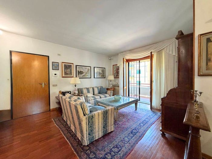 Appartamento con 5 locali in vendita in Via Lunga, Cintoia Le Torri, Firenze