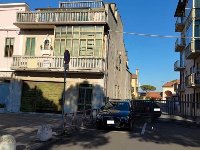 Casa con 6 locali in vendita in ADRIA Via Dante, Centro, Adria