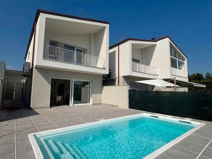 Casa quadrilocale in vendita in Via Caduti del Lavoro, Castagnolo Minore, Bentivoglio