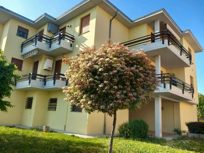 Appartamento con 5 locali in vendita in Via G Barabaschi, Centro, Fontanellato