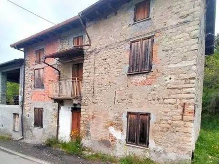 Casa con 5 locali in vendita in Torreratti Persi, Borghetto di Borbera