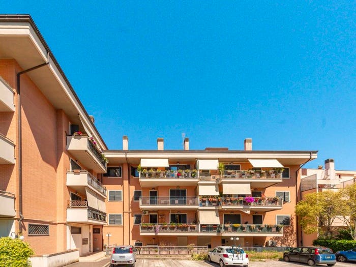 Appartamento quadrilocale in vendita in Viale Vittorio Veneto, Squarciarelli Casalaccio Pratone, Grottaferrata