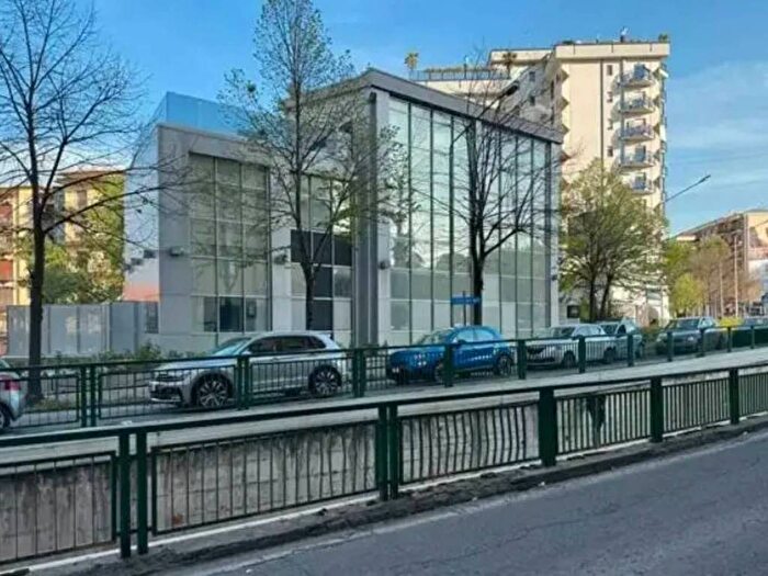 Casa con 6 locali in vendita in Piazza Maestri del Lavoro, Stadio Città, Cosenza